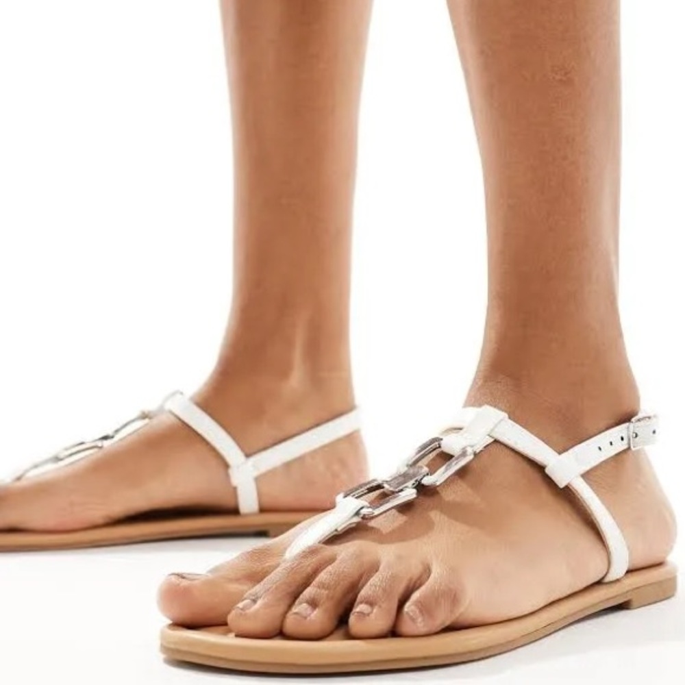 White/Silver Flat Sandals